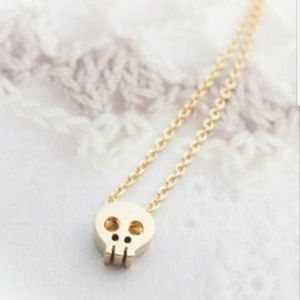 A little Boo...Skull necklace gold